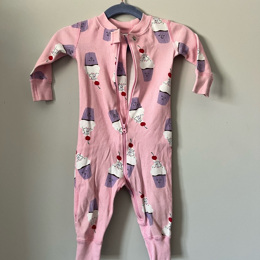 Hanna Andersson Pink‎ and Purple Cozy Footies